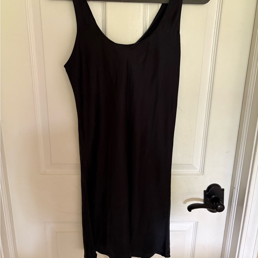 Black Sleeveless Dress